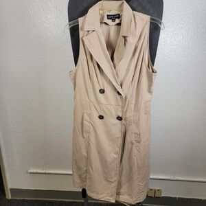 Love Tree Beige Sleeveless Vest